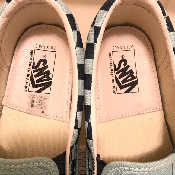 Vans x John Van Hamersveld Crazy World Classic Slip-Ons - Picture 11 of 16